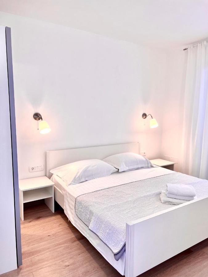 Seaview Pool Apartment-Lumiere, Island Hvar-Gdinj Exterior foto